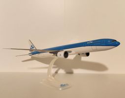 KLM Boeing 777-300ER 1/200