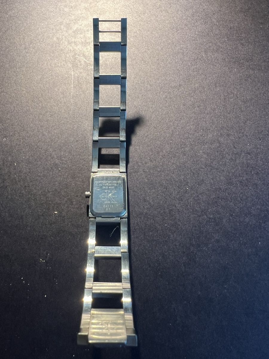 Calvin Klein Uhren: Calvin Klein Uhr – Gebraucht aus Laufen von groove60 3