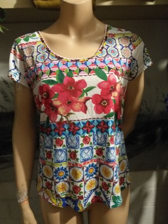 Pull DESIGUAL    Taille / Grosse M.....