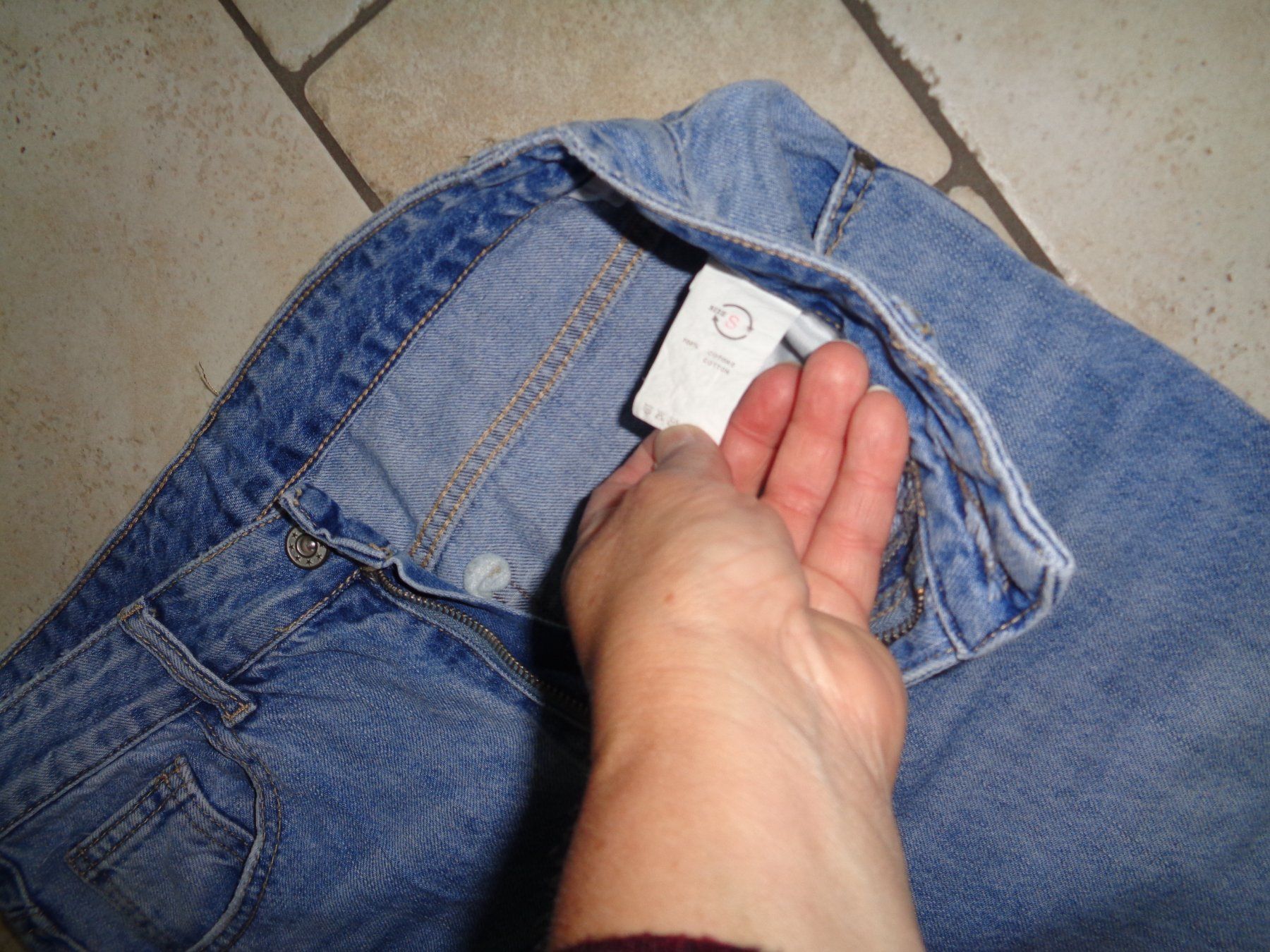 Jeans: Jeans  Grösse S – Gebraucht aus Kreuzlingen von Robi-2003 2