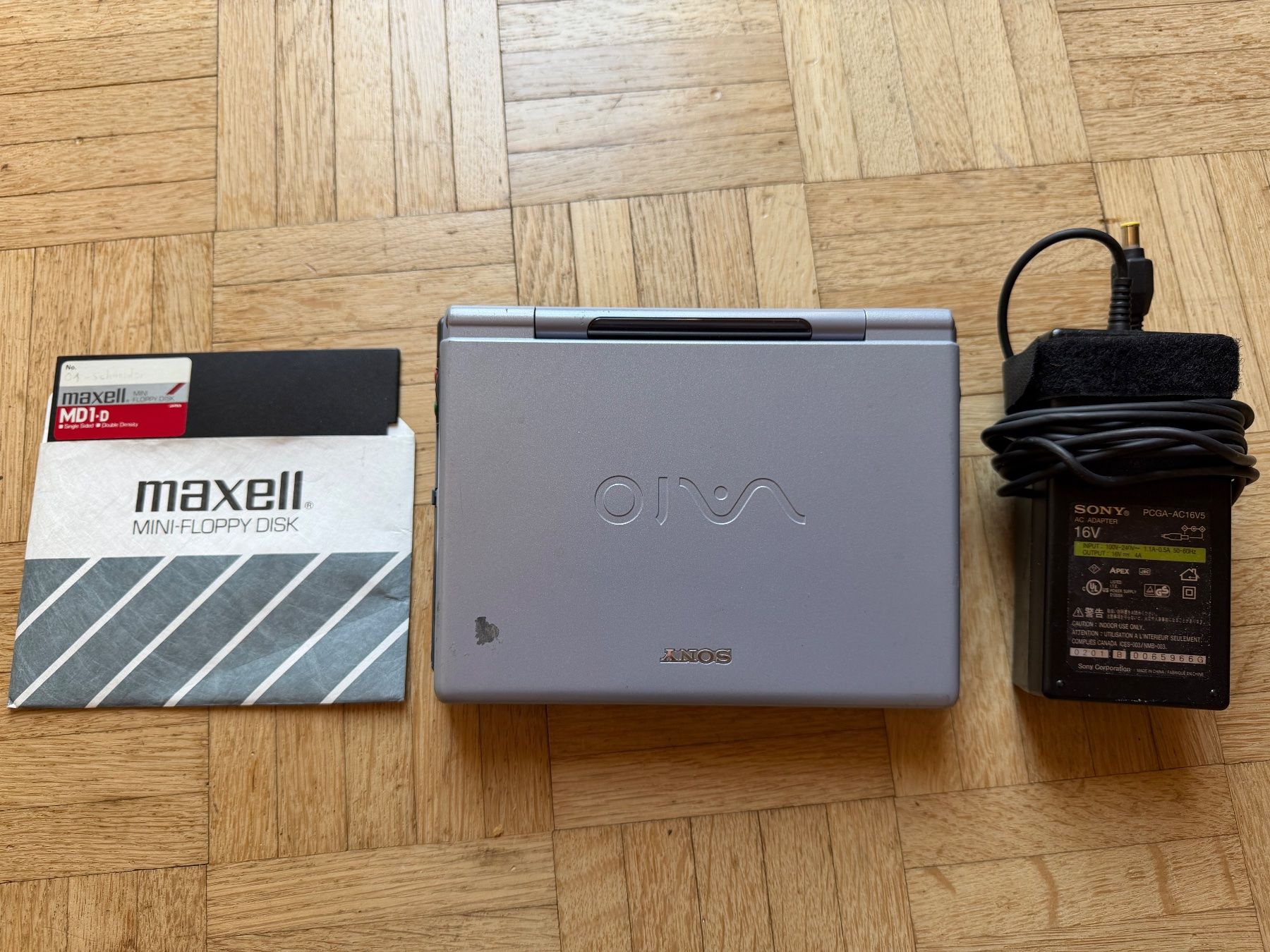 Vaio Notebook: Sony Vaio PCG-U1 Subnotebook – Usato da Adliswil venduto da synchrot 2