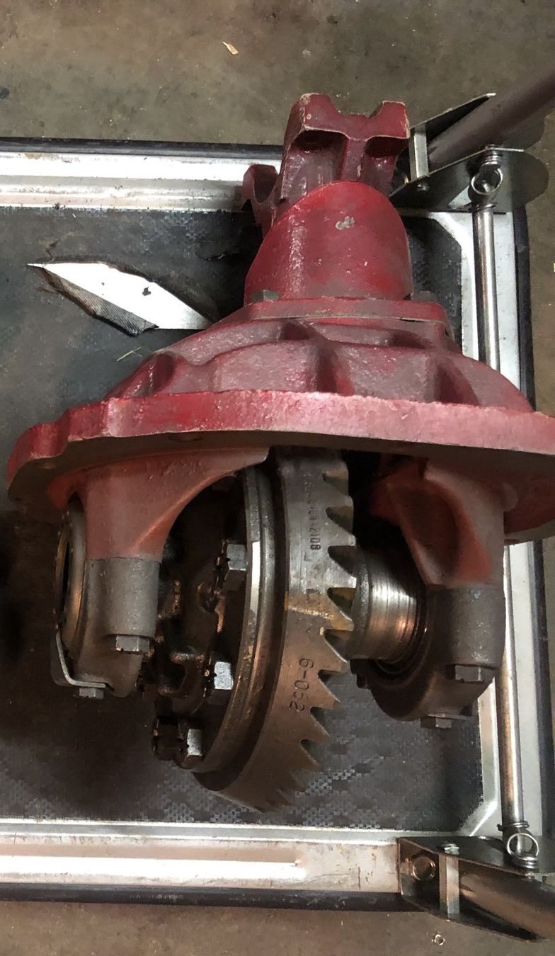 Ford Tutti pezzi di ricambio auto: Differenzial Ford (verm Mustang) / 1960er – Usato da Sutz venduto da bf-ltd