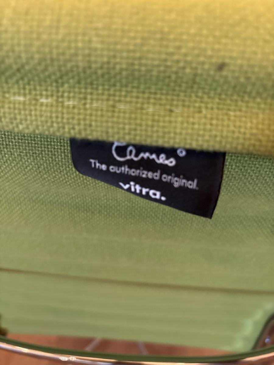 Vitra Sedie: Vitra Eames Alu Chair Hopsack Stoff grün – Usato da Basel venduto da magnummarine 5