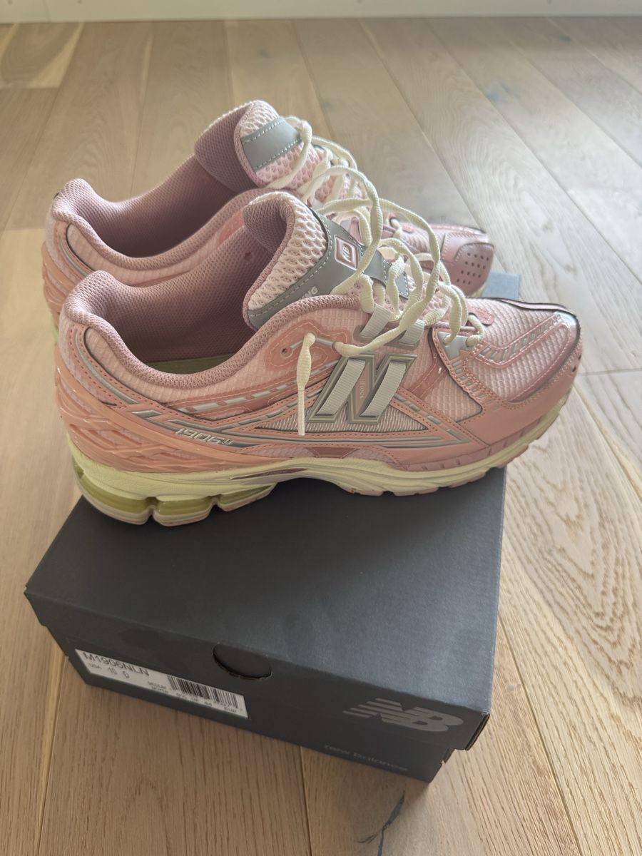New Balance Scarpe da uomo: New Balance shoes – Usato da La Chaux-de-Fonds venduto da slishwardrobe 2