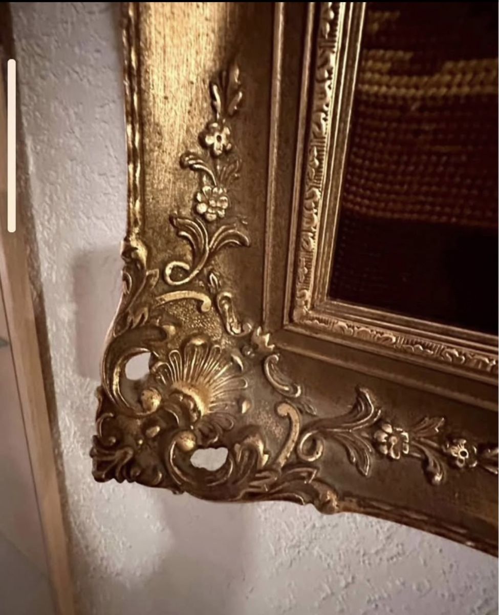 Poster & Bilder: Antiker Gobelin-Wandbehang, Goldrahmen – Gebraucht aus Menziken von cla_8qfq 1