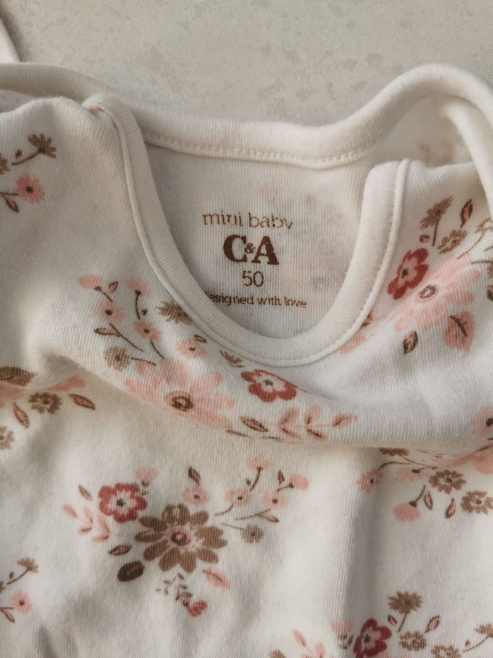 C&A Lotti & Set di vestiti: C&A Bodys Lang und Kurzarm Gr. 50 – Usato da Brunnen venduto da JJaime 3