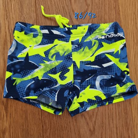 Badehose mit Hai-Motiv Gr. 86/92, perfekt für den Sommer!