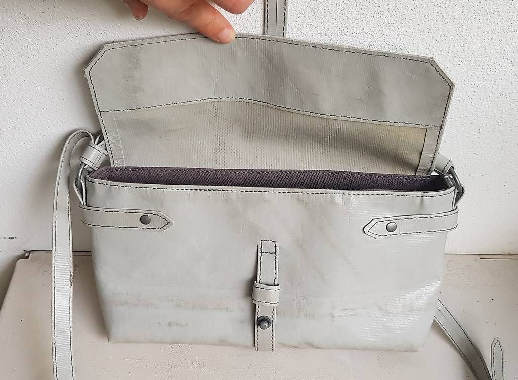 Freitag Sacs femmes: Freitag Tasche R119 Ottendorfer, Hellgrau – D'occasion à Bern par Lepidoptera11 1