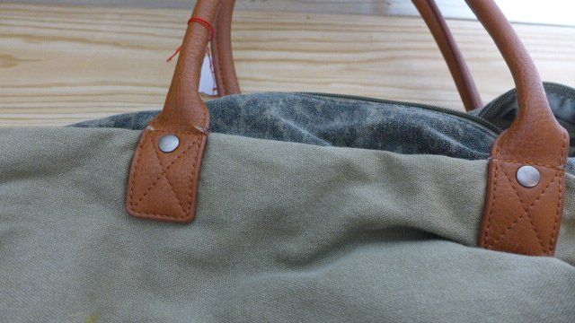 Roxy Borse: ROXY Weekender Reisetasche gross, Top Zustand, Herbst – Usato da Zürich venduto da inf_gt6t 3
