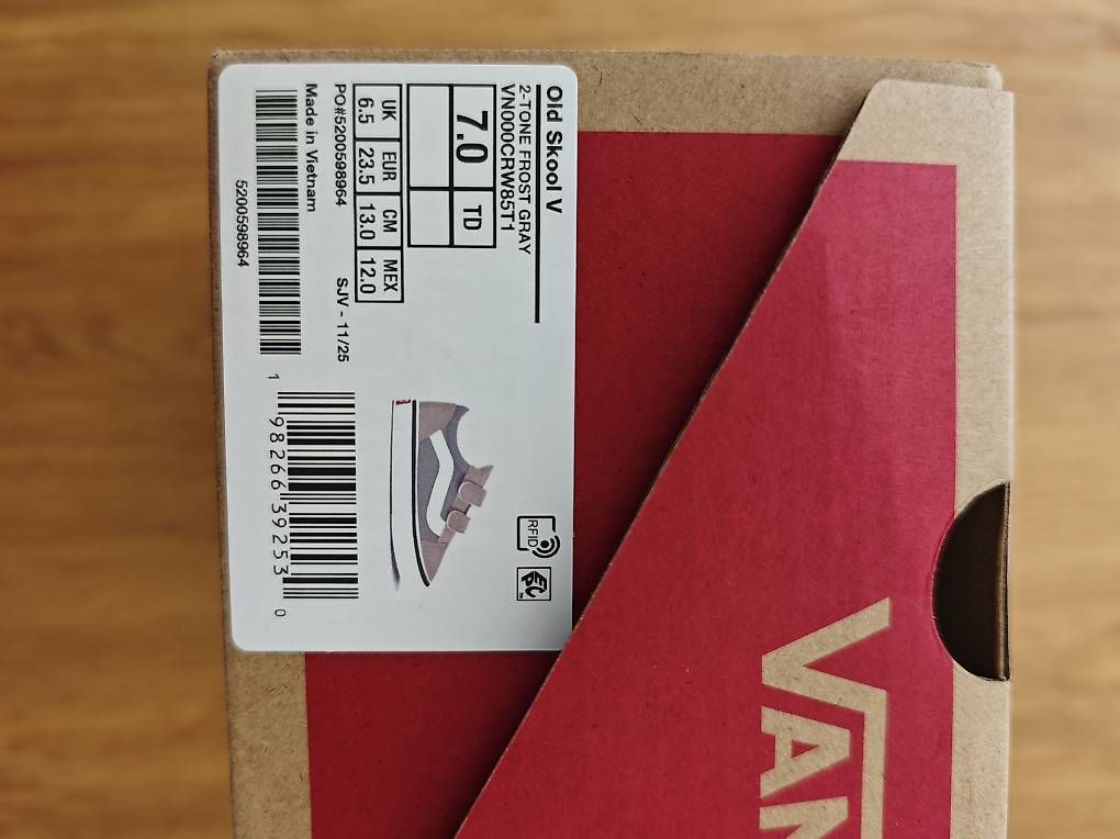 Vans Scarpe per ragazzi: Vans bambino nuove 23.5 – Nuovo e nell'imballaggio originale da Paradiso venduto da lud_n8w7 4