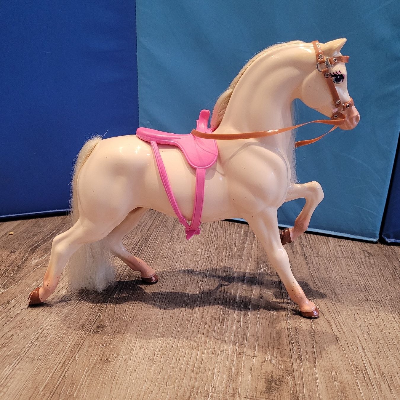 Giocattoli: Barbie Pferd Isabelle Farben – Usato da Niederbuchsiten venduto da klengyel 4