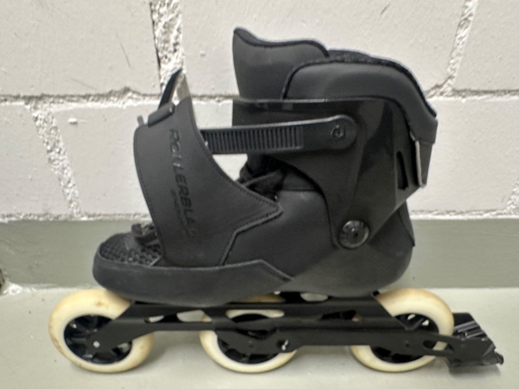 Patins à roul. & inline: Inline Skates Endurance Elite 110 / 44.5 – D'occasion à Wetzikon ZH par Dariopellanda1992 4