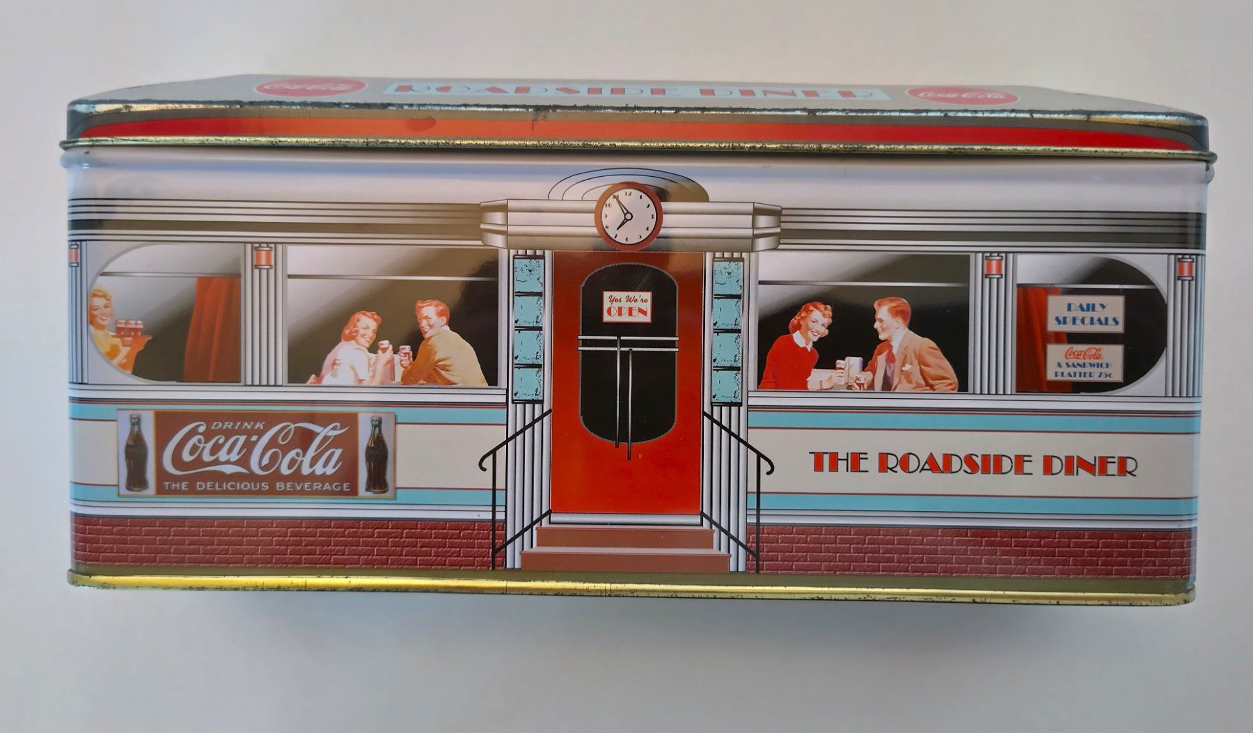 Coca-Cola Altro in Decorazioni & Accessori: Blechdose Coca Cola "Roadside Diner" ab Fr. 6.- – Usato da Bellach venduto da JingleJerry