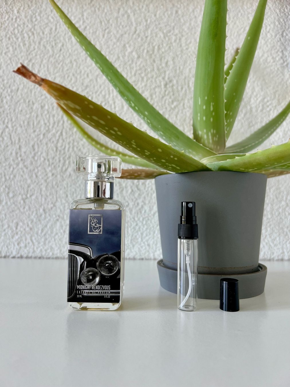 Parfum & Eau de Toilette: Dua Fragrances Midnight Rendezvous Extrait 5ml Abfüllung – Neu (gemäss Beschreibung) aus St. Gallen von Marcus1996