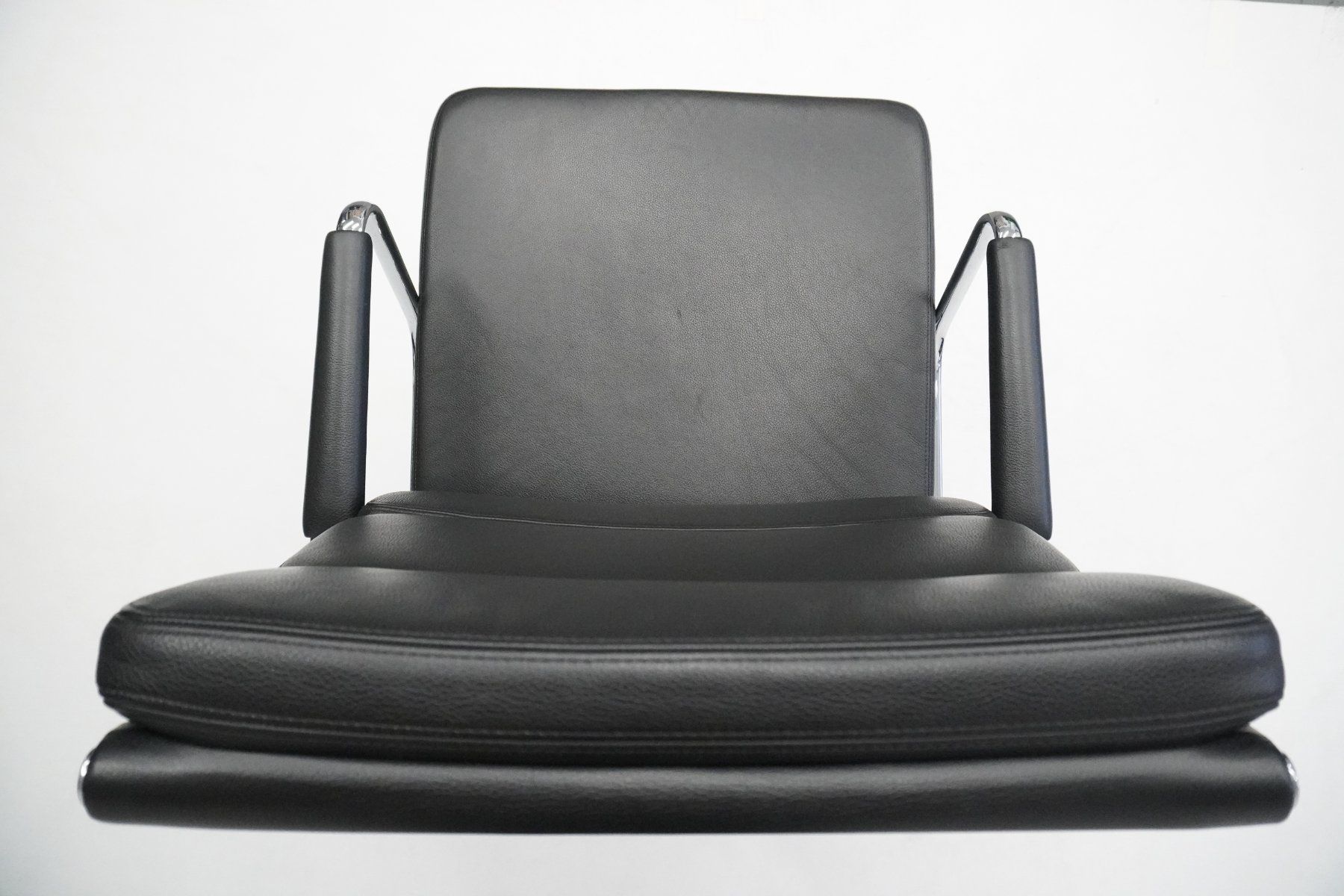Vitra Sedie: Designklassiker Vitra Eames Soft Pad EA219 Leder schwarz – Usato da Bad Zurzach venduto da QLASSIQ 6