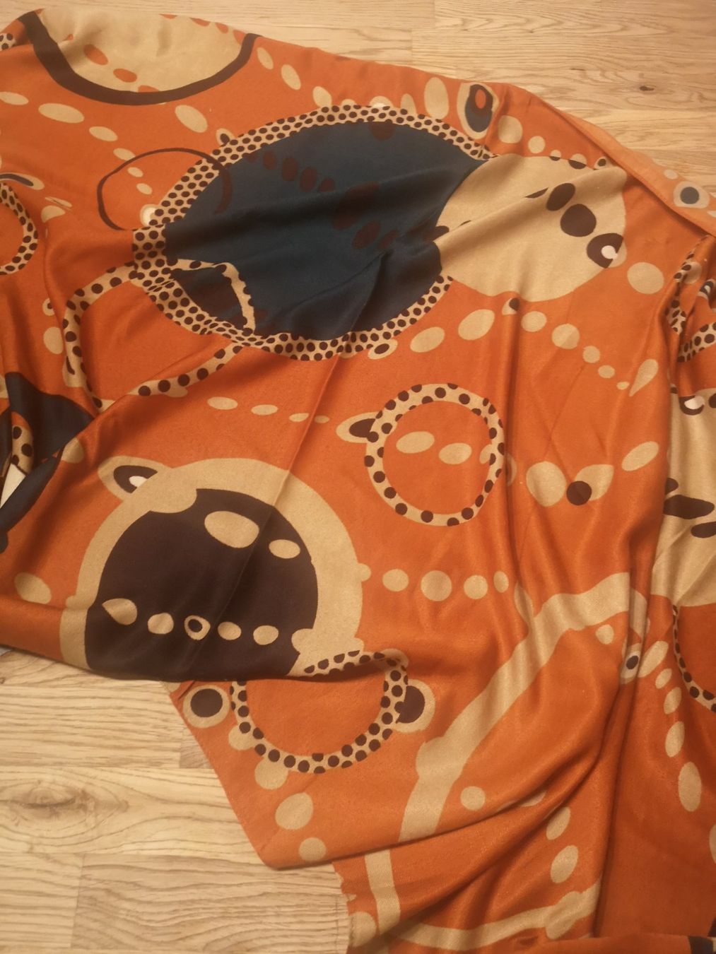 Foulard & Sciarpe: Neu Schal 165×65 – Nuovo (secondo la descrizione) da Forch venduto da Hakyboss 4