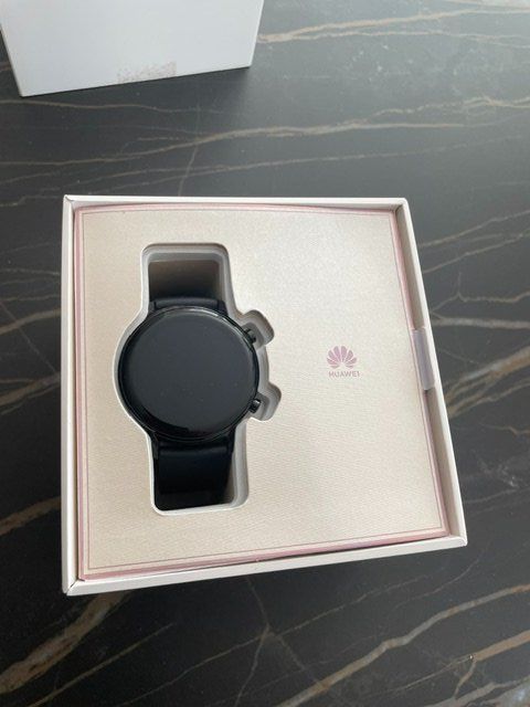 Huawei Smartwatch: Huawei GT2 42mm Smartwatch – Usato da Ennetbaden venduto da djpejic 4
