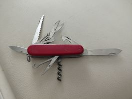 Victorinox Huntsmann Offiziersmesser rot gebraucht mit Werkz