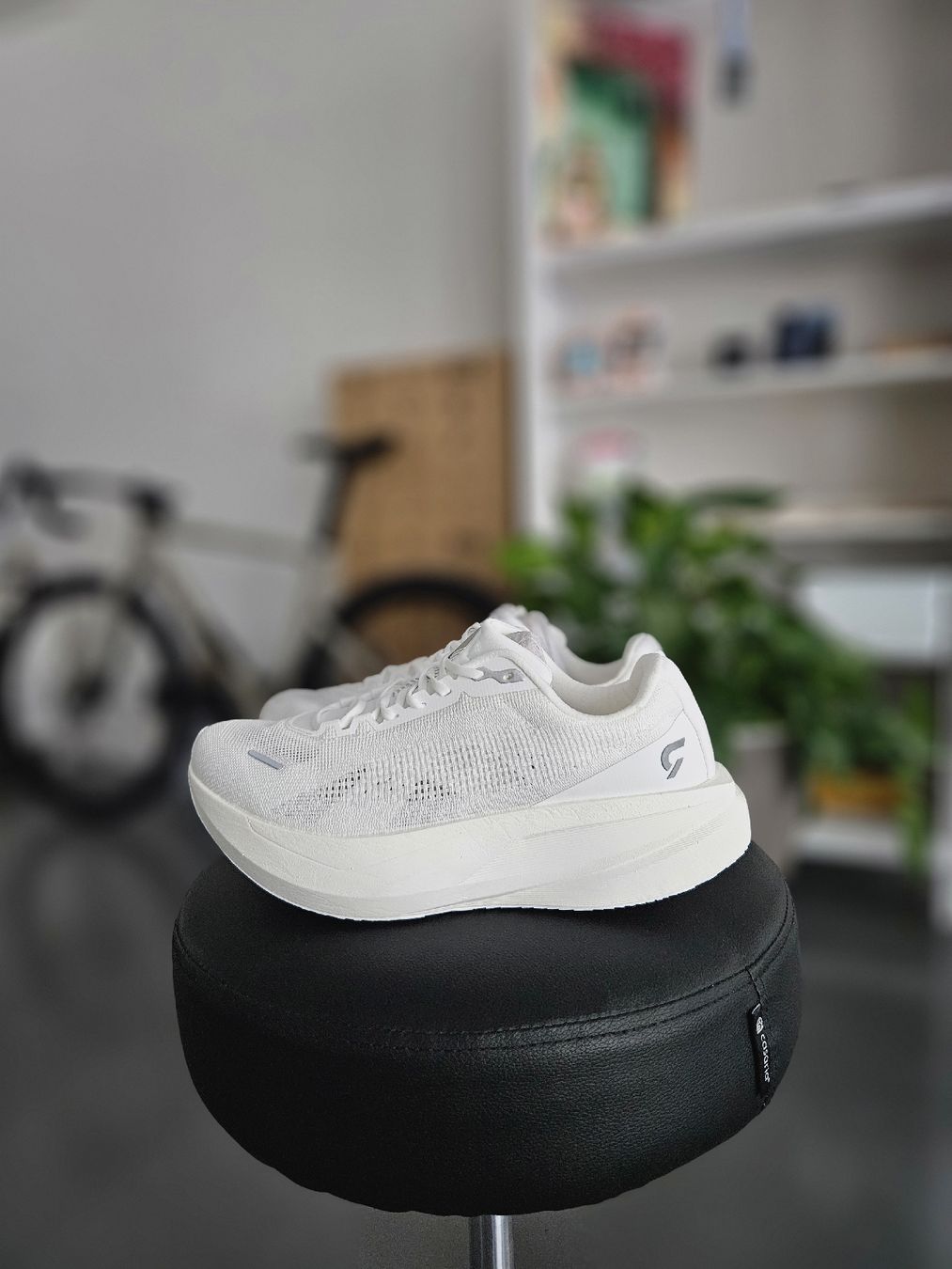 Chaussures hommes: Dynafish Xiaonian Laufschuh, EU 42 – Neuf (Voir description) à Glattpark(Opfikon) par Cocomaluco