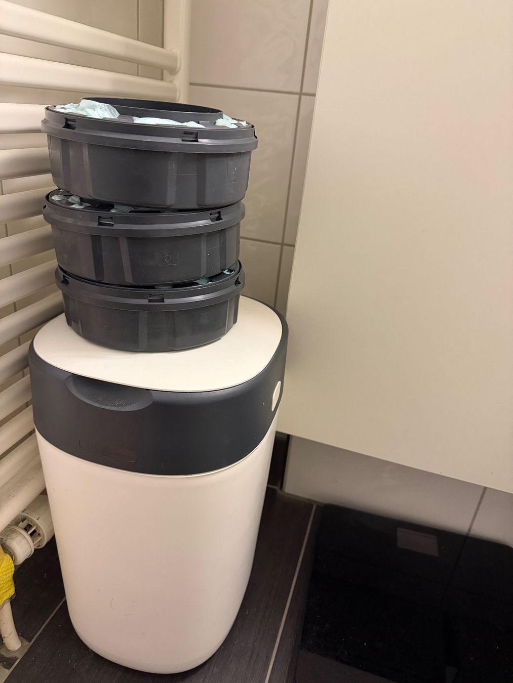 Tommee Tippee Abfalleimer: Timmee Tippee Windeleimer Twist & Click Inkl. 6 Kasseten – Gebraucht aus Zürich von RBol29