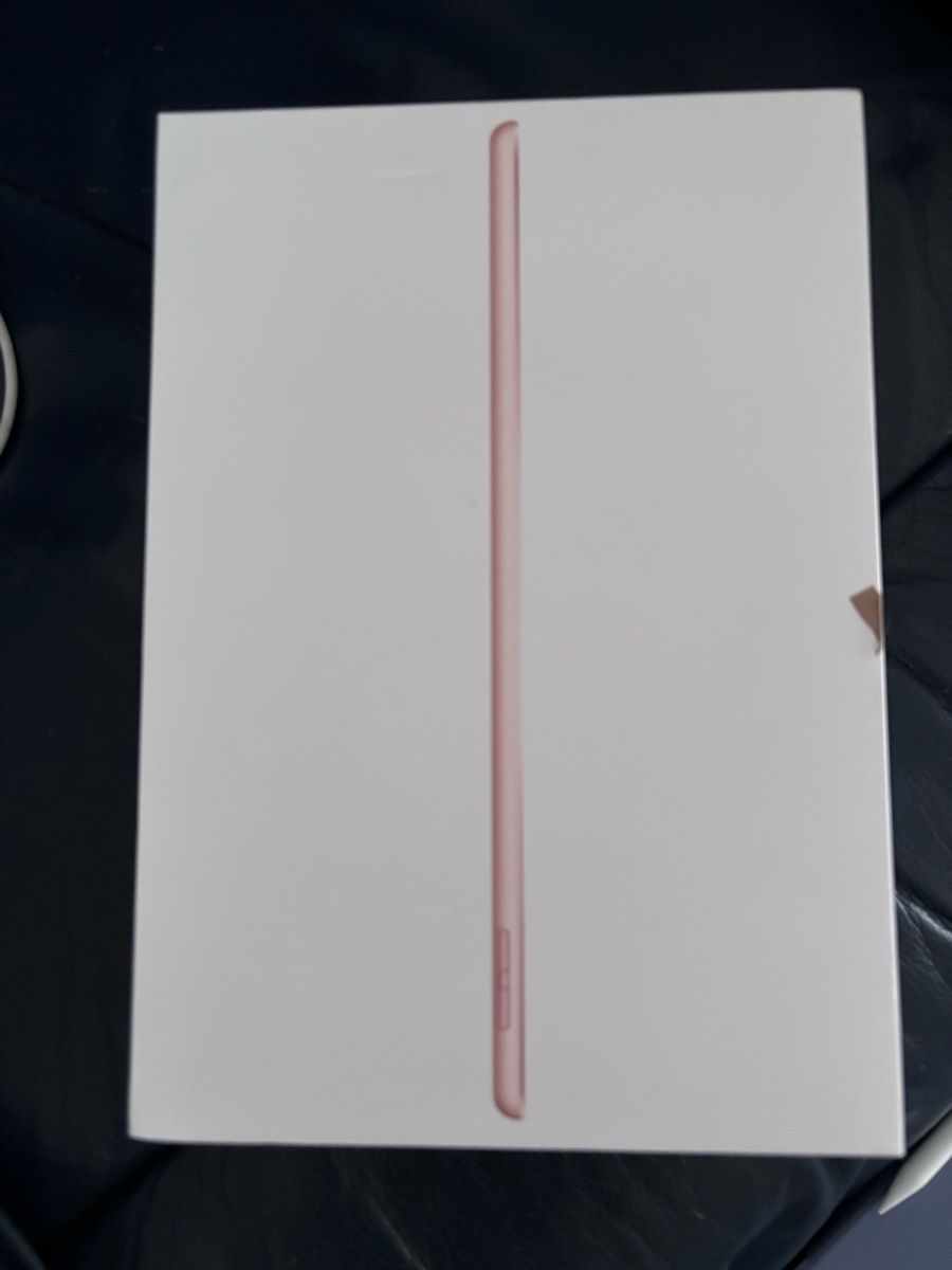 Apple Tablet PC: iPad 8. Generation 32GB – Nuovo (secondo la descrizione) da Täsch venduto da Dmoosi 2