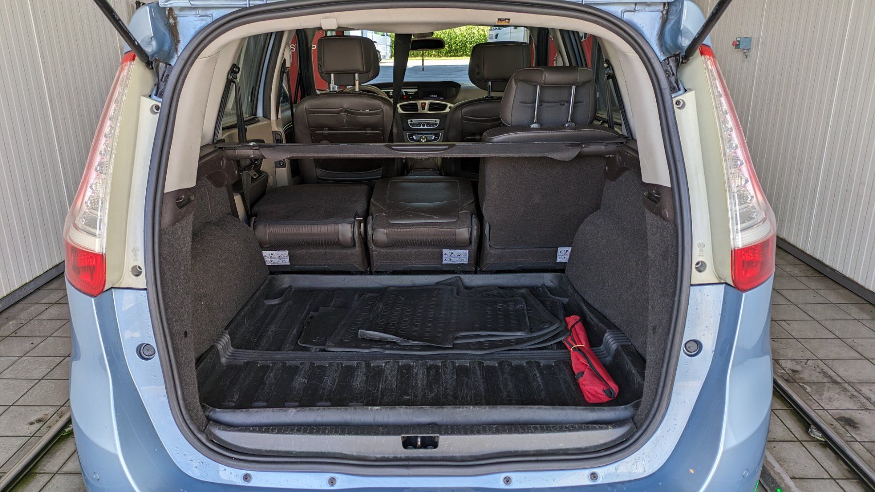 Renault Autos: Renault Gr.Scénic Privilege 2010 – Gebraucht aus St.Gallen von  6