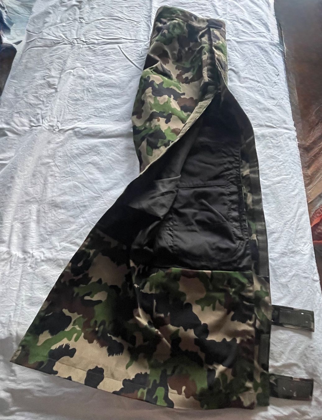 Armée suisse Uniformes: Armee Gore Tex Hose  Gr: M – D'occasion à Wila par Lokelo 8
