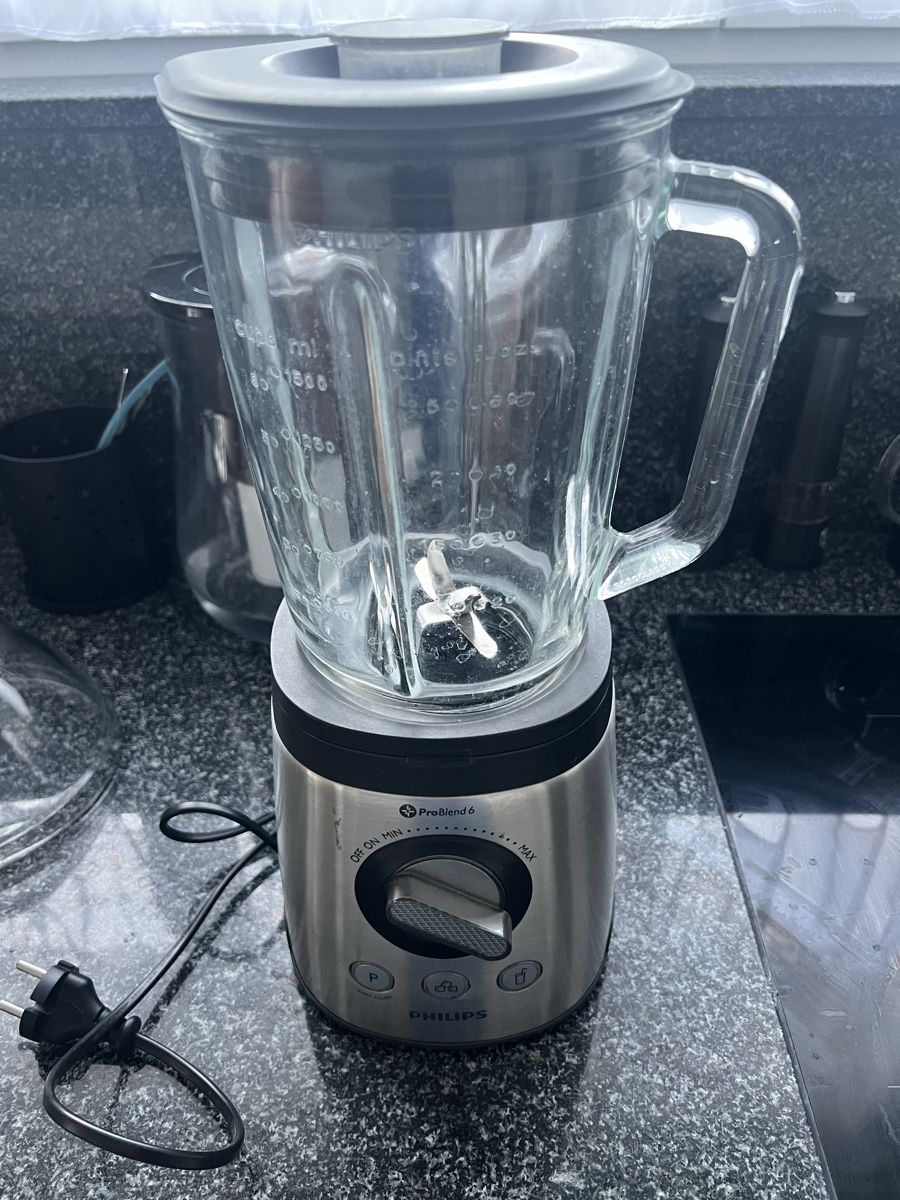 Philips Elettrodomestici da cucina: Philips ProBlend 6 Blender HR2096 800W used – Usato da Adliswil venduto da tob_v6kn