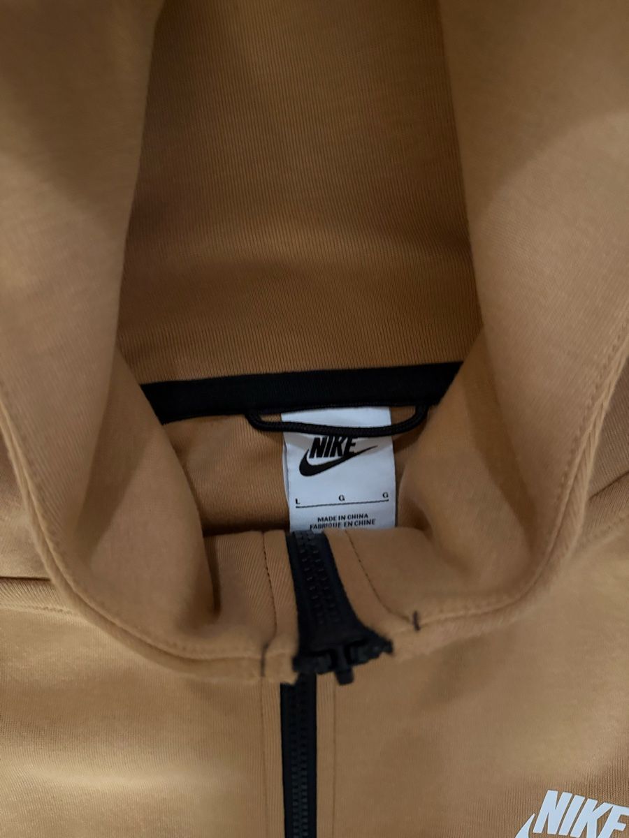 Nike Anzüge, Sport- & Funktionsanzüge: Nike Tech Anzug Gelb – Neu (gemäss Beschreibung) aus Brugg AG von S_Stuff 2