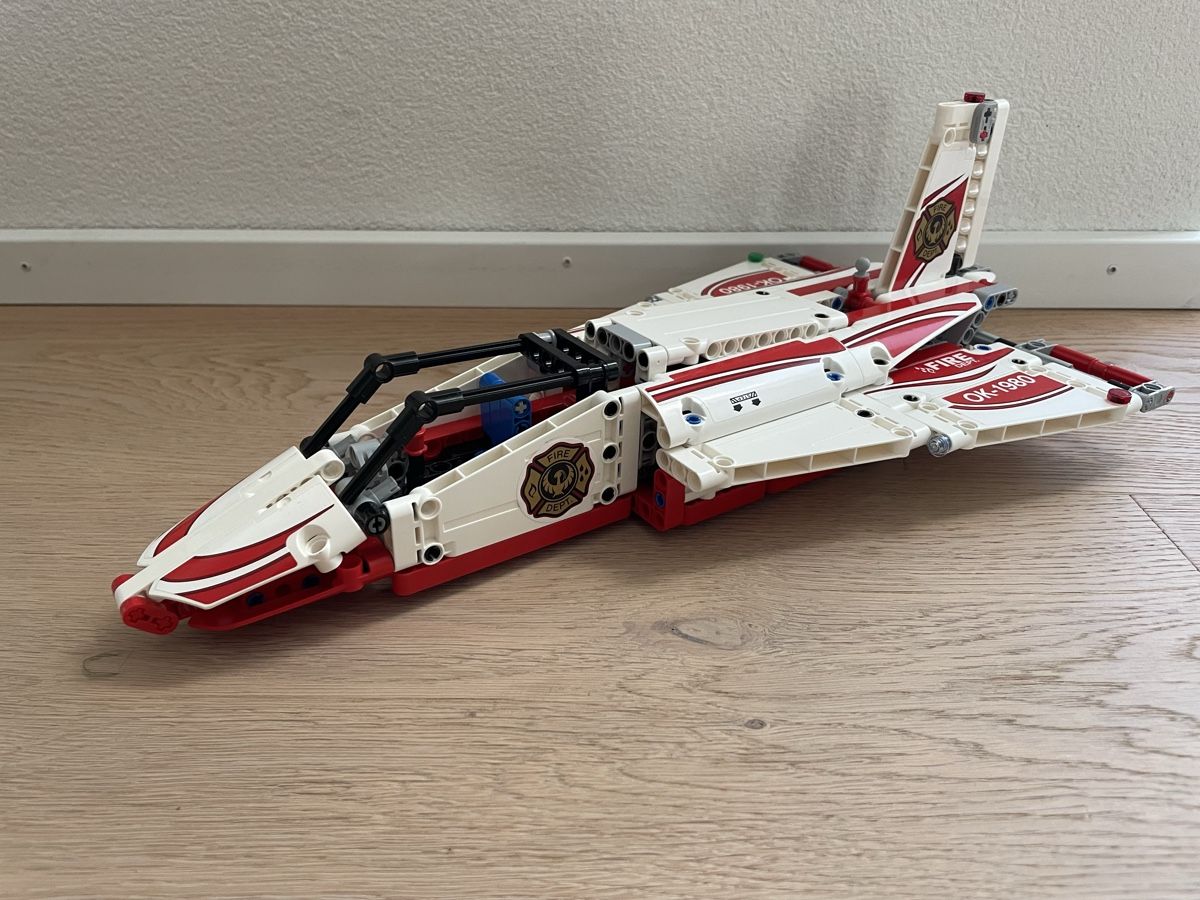 Lego Kit di costruzioni: Lego technic 42040 Löschflugzeug komplett – Usato da Wabern venduto da libera82 1
