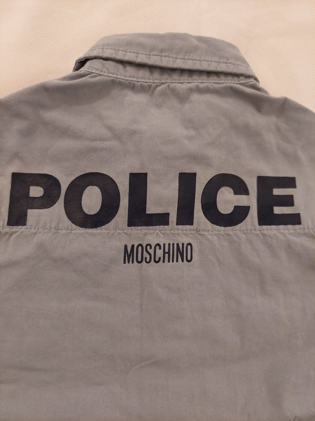 Moschino Chemises, T-shirts & Polos: Moschino Hemd für Junge Gr. 98 – D'occasion à Muri b. Bern par mlutring 2