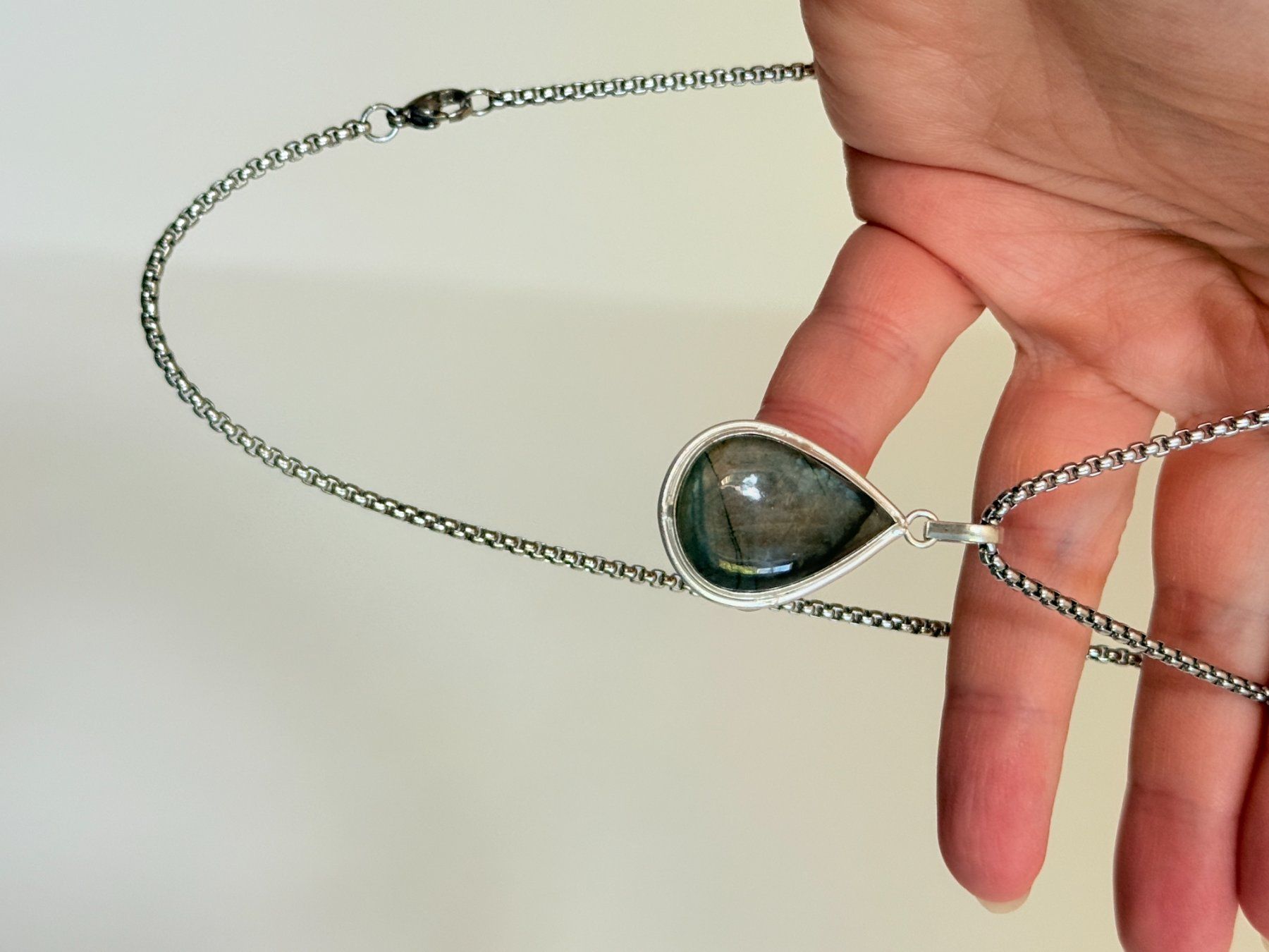 Catenine: Collier avec pendentif en pierre naturelle – Nuovo e nell'imballaggio originale da Genève venduto da AWWA 8