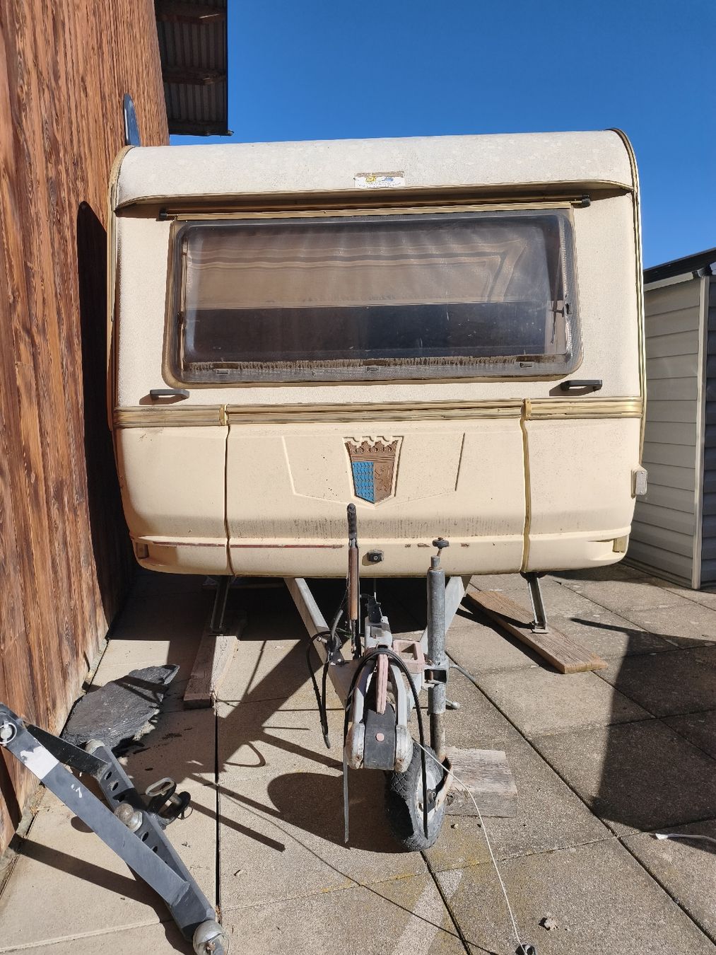 Tabbert Véhicules de camping: Caravane Tabbert 515 – Défectueux à Randogne par xbe_8yvp