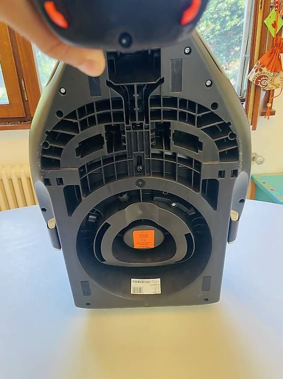 Seggiolini per auto: Cybex base G – Usato da Genève venduto da Alamirk 2