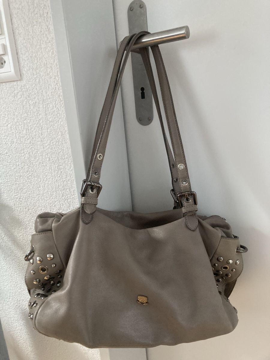 Navyboot Sacs femmes: NAVYBOOT Handtasche Leder  – D'occasion à Zürich par mar_yb5j 1