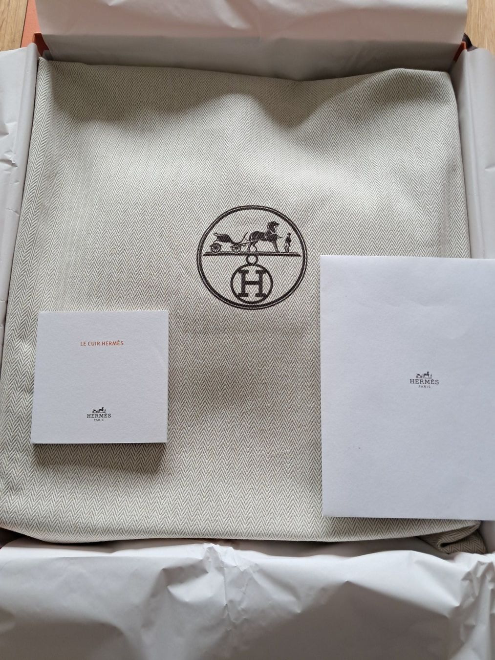 Hermès Borse da donna: Hermes  Tasche Evelyne III 29,noir – Nuovo e nell'imballaggio originale da Niederhasli venduto da zvb_fgn2 6