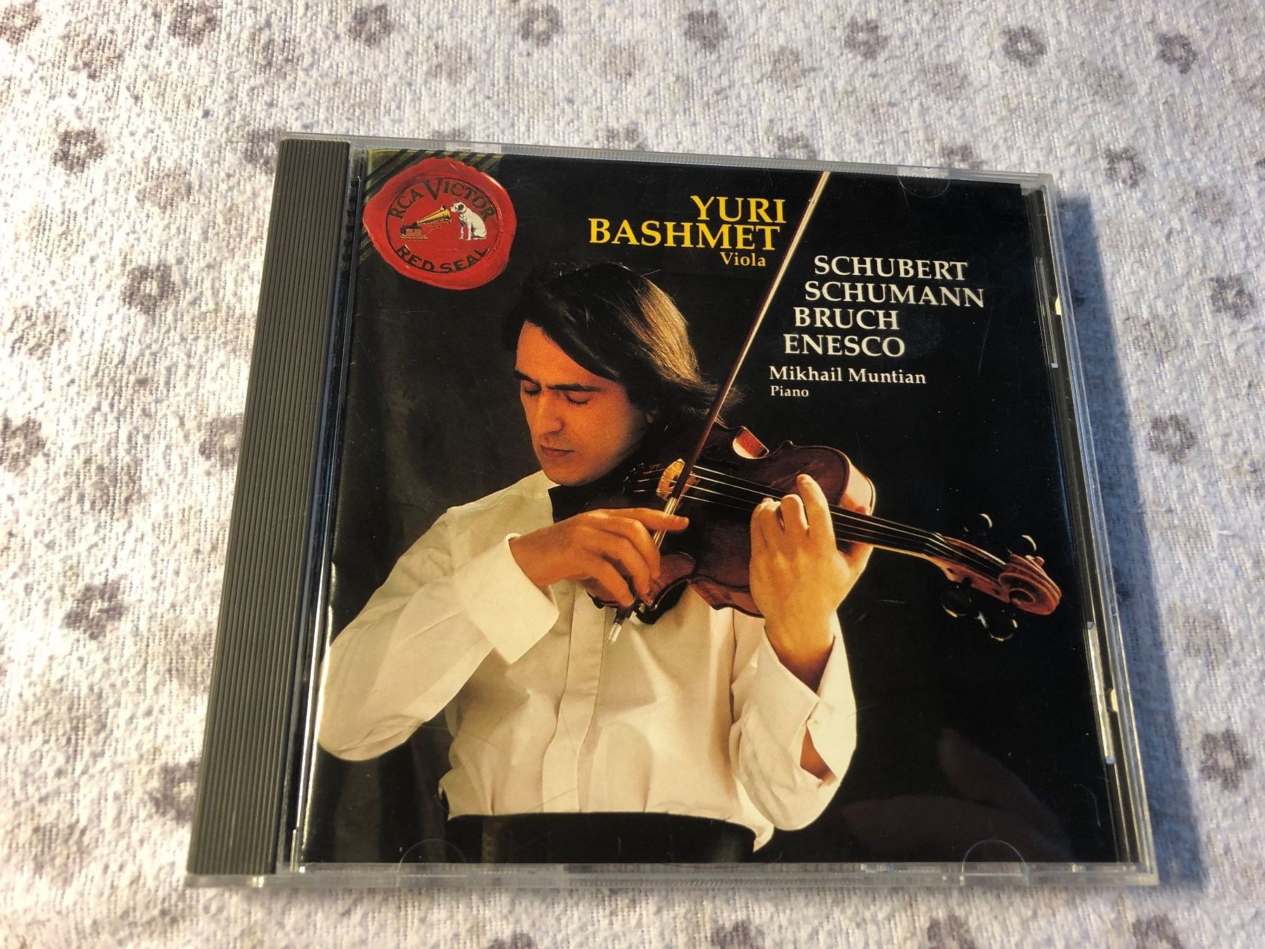 CD: Yuri Bashmet, Schubert Schumann Bruch Enesco – Usato da Schübelbach venduto da Bemafaja