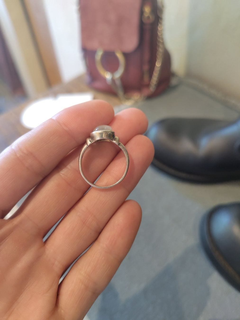 Anelli: Anello argento con pietra di luna – Usato da Losone venduto da ell_nora89 1
