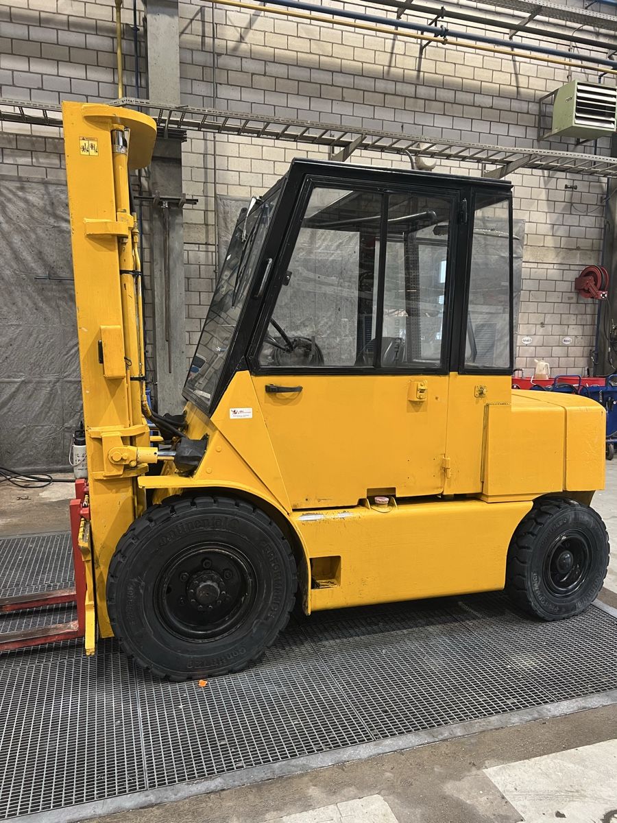 Diesel Carrelli elevatori e a forche: Stapler Hysterie – Usato da Bülach venduto da labf