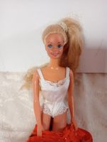 Barbie Puppe Mattel 1966 Body Unterwäsche & OrangeGold Kleid
