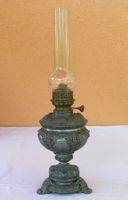 GROSSE ANTIKE PETROLEUM LAMPE PETROLLAMPE