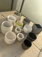 12 verschiedene Blumentöpfe und Übertöpfe für Innen/ Aussen