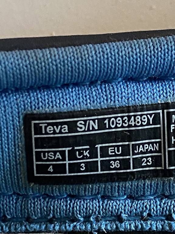 Teva Scarpe per ragazzi: Kind Teva Gr. 36 – Usato da Kriens venduto da 70holz 3