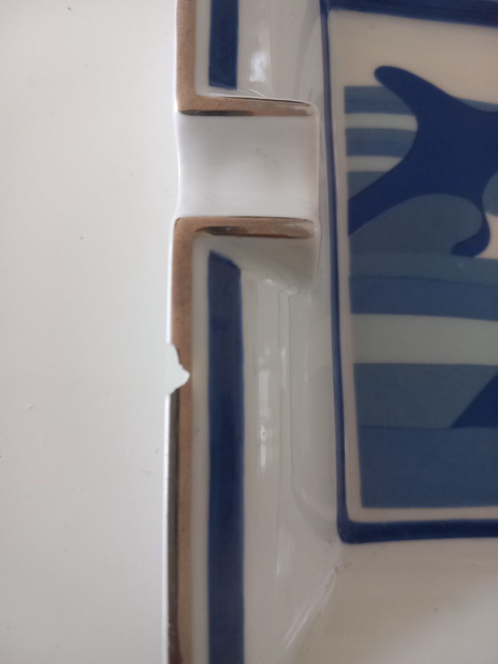 Hermès Aschenbecher: Hermes cendrier dauphins bordure platine – Gebraucht aus Genève von GenevaLuxury 2