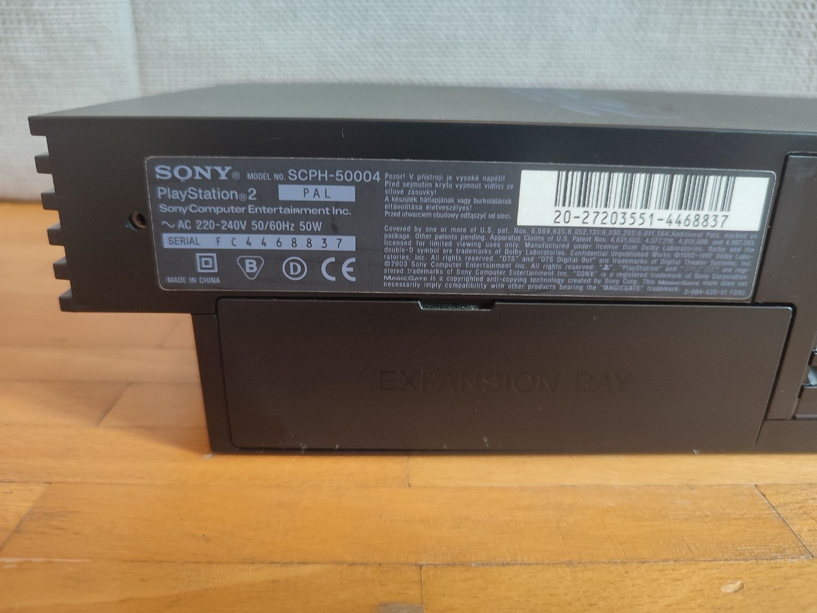 Sony Konsolen: PS2 SCPH-50004 – Gebraucht aus Bougy-Villars von Vogue 7