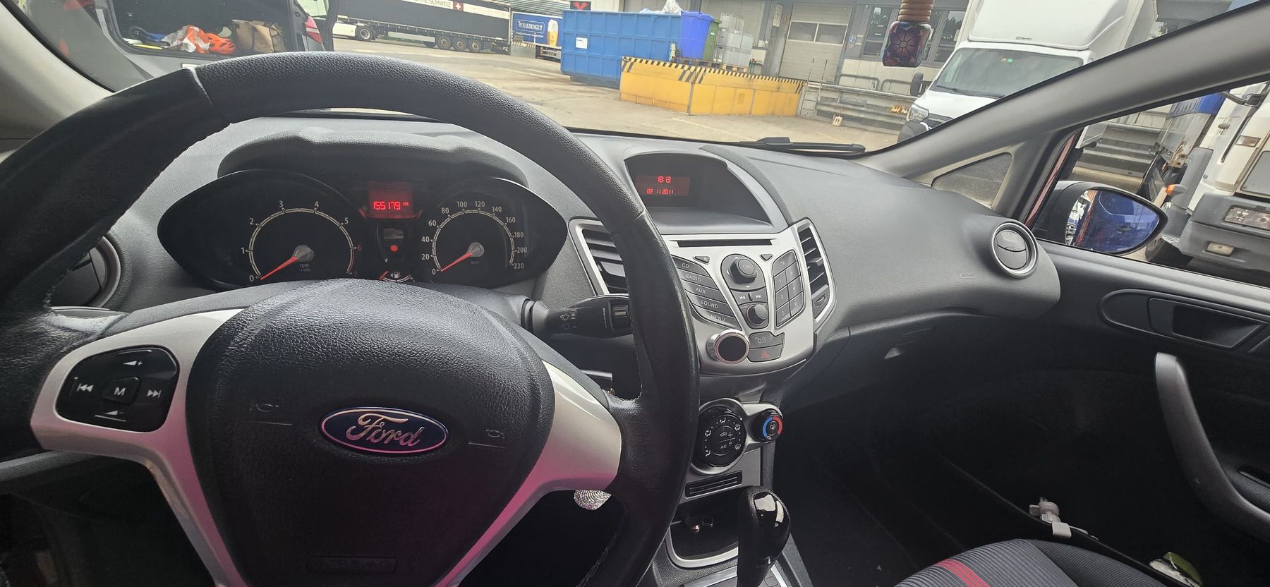 Ford Automobili: Ford Fiesta 1.4i Automat – Usato da Bachenbülach venduto da Technoise3 8