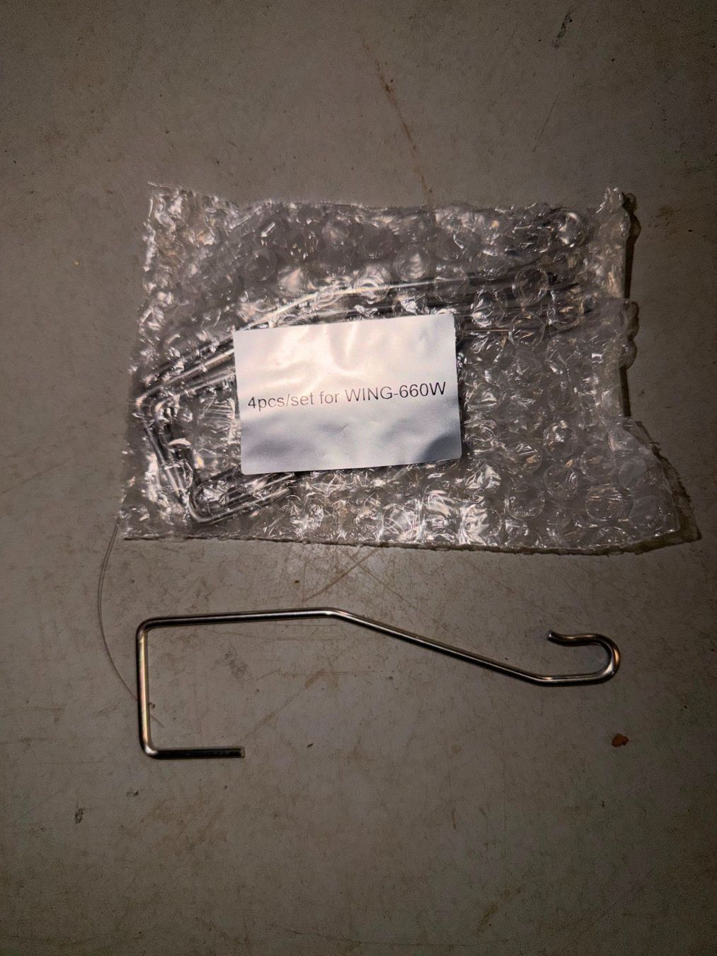 Ferramenta: 4 Stk Set Haken WING-660W Neu – Nuovo e nell'imballaggio originale da Arbon venduto da lau_k6gr