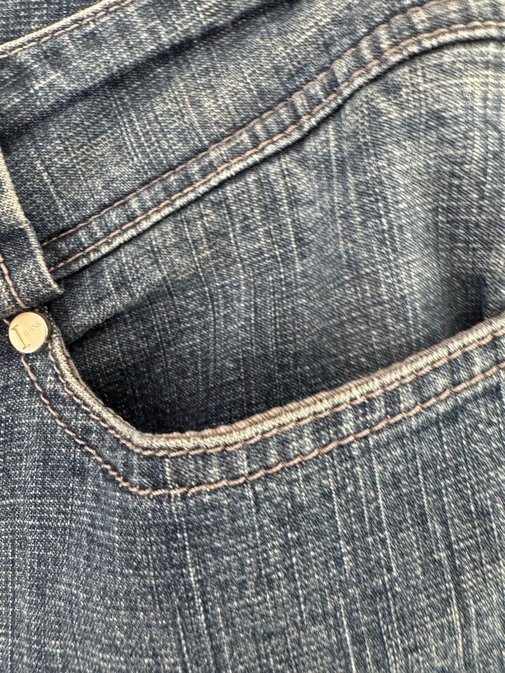 Jeans: Iien Bering Jeans Damen Gr 38 – Gebraucht aus Volketswil von praxis12 3