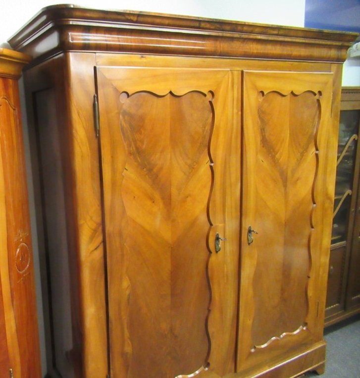 Armadi: Kleiderschrank Barock Schrank antik – Usato da Flums venduto da Flumsantik 1