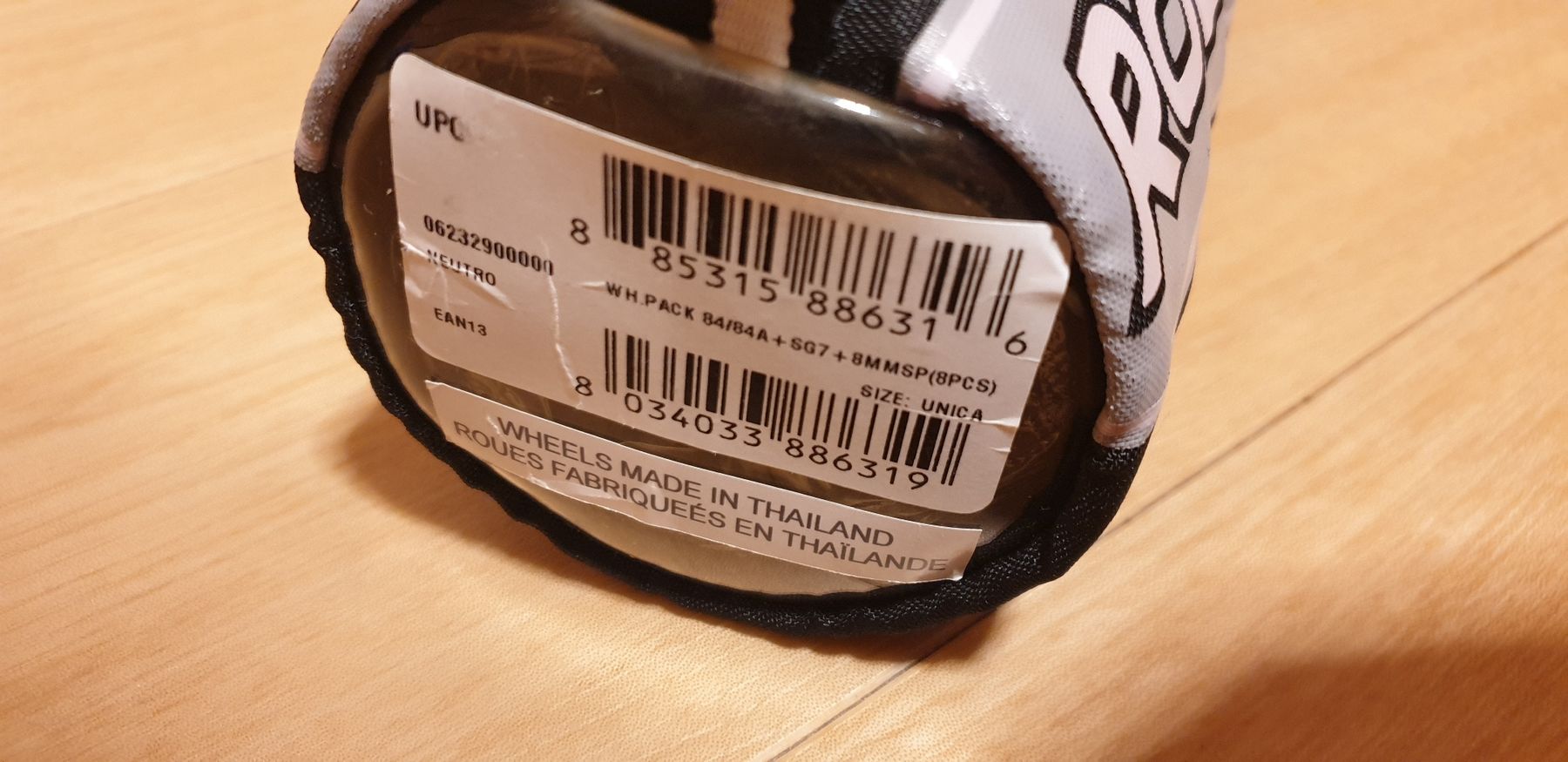 Altri accessori: 8x RollerBlade 84mm / SG7 Inlinen-Rollen – Nuovo e nell'imballaggio originale da Val D Illiez venduto da SnowRoof 4